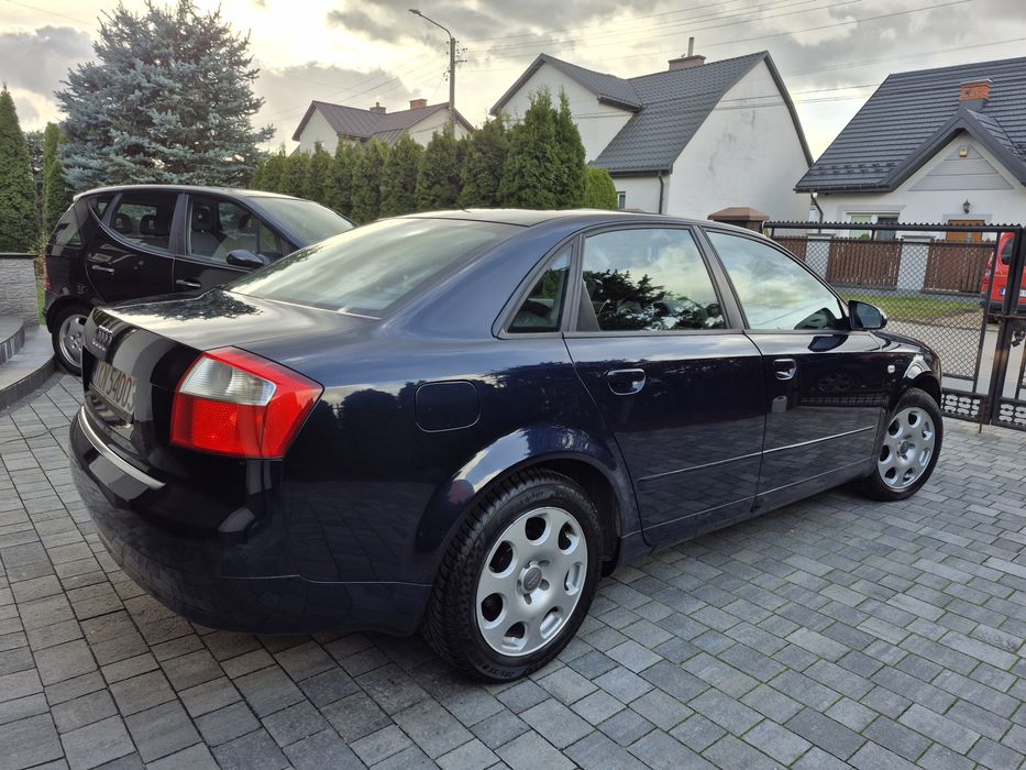 Audi A4 B6 2.0 131KM Benzyna Automat Tempomat 6xPoduszka Navigacja Esp