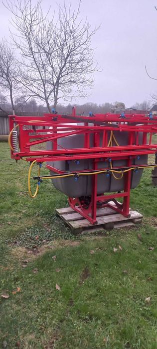 Оприскувач 1000 л