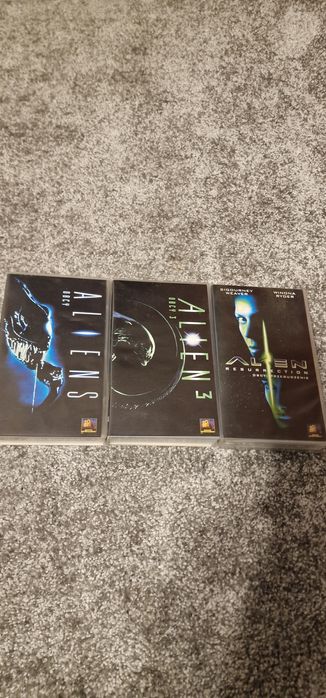 Kasety VHS obcy alien