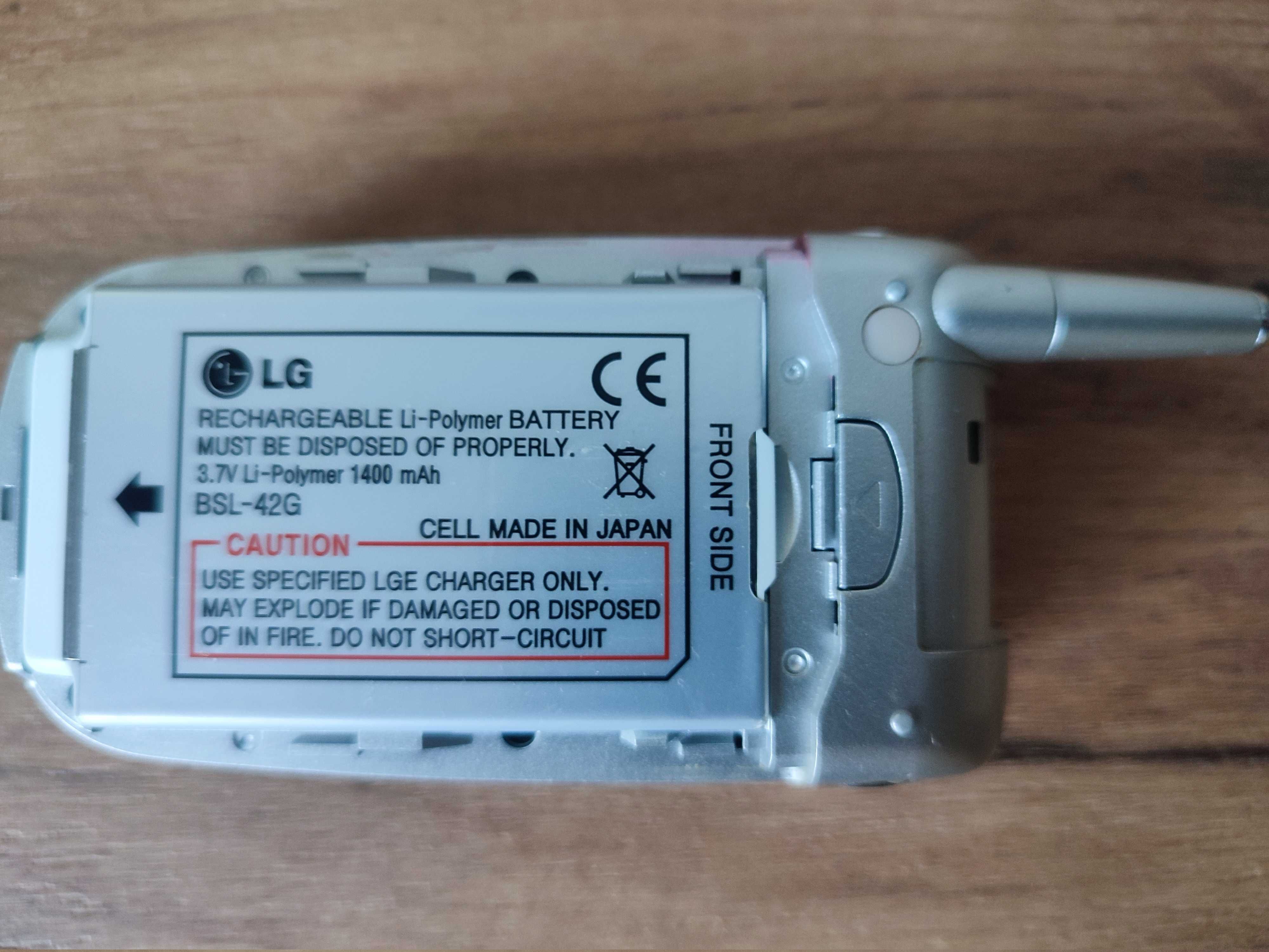 Ретро телефон LG U8380