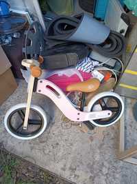 Rowerek biegowy Kinder Kraft drewniany różowy
