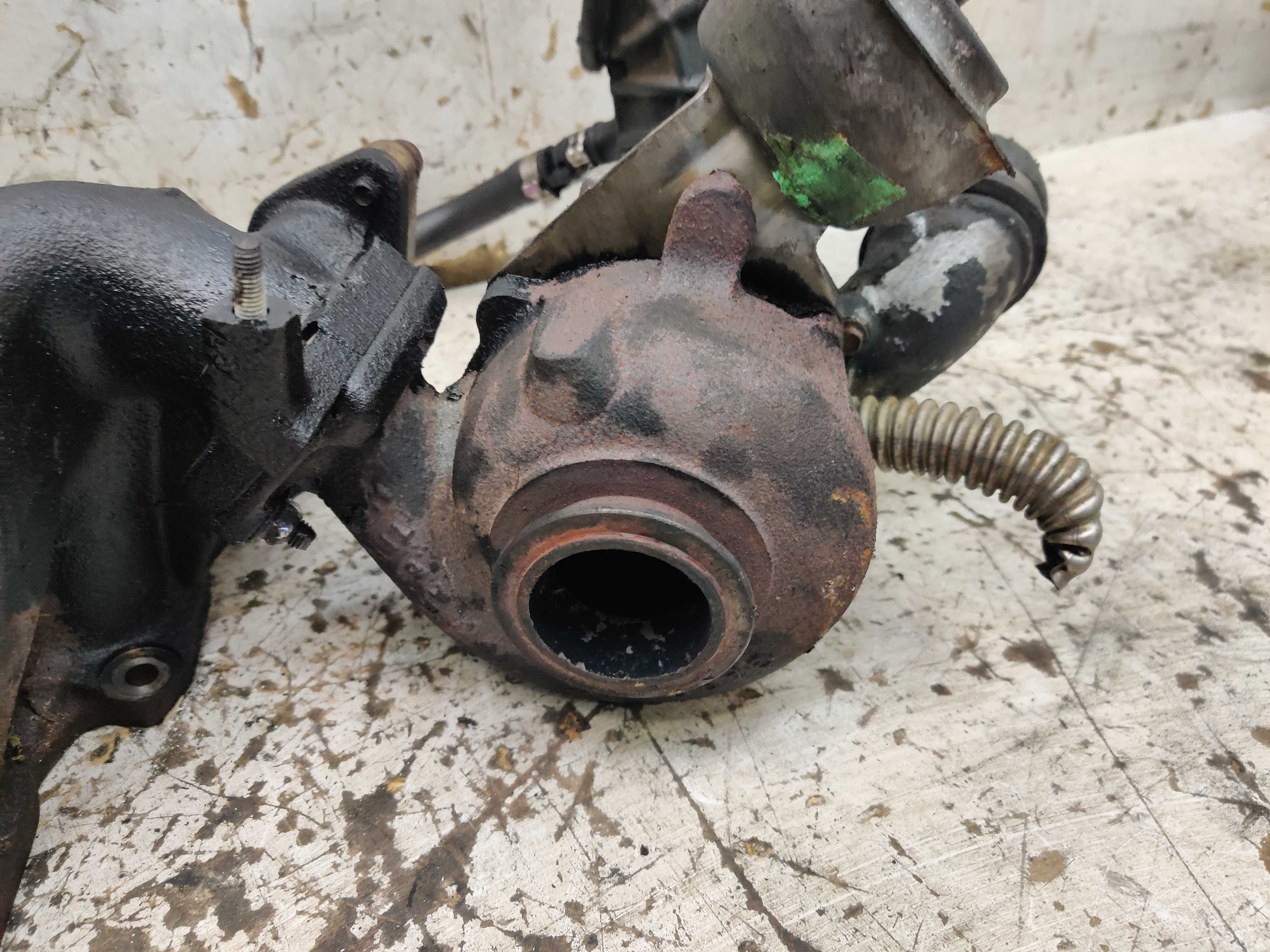 Alfa Romeo 147 1.9 JTD 140 Turbosprężarka Turbo Kolektor Wydechowy