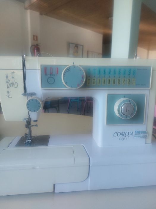Maquina costura portátil