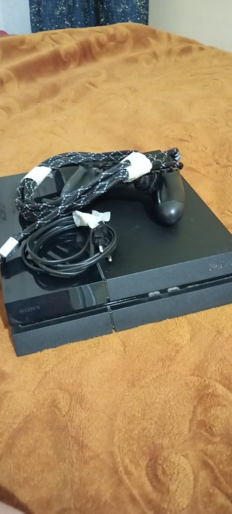 Playstation 4 с кабелем HDMI 3 Метра. Джойстик оригинал без стиков.