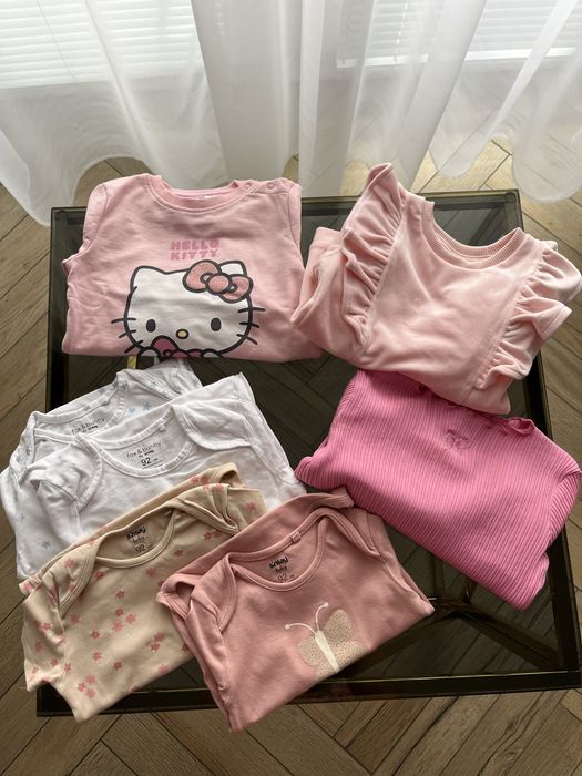 Paka ubrań 92 dla dziewczynki, bluzy, bluzki, body