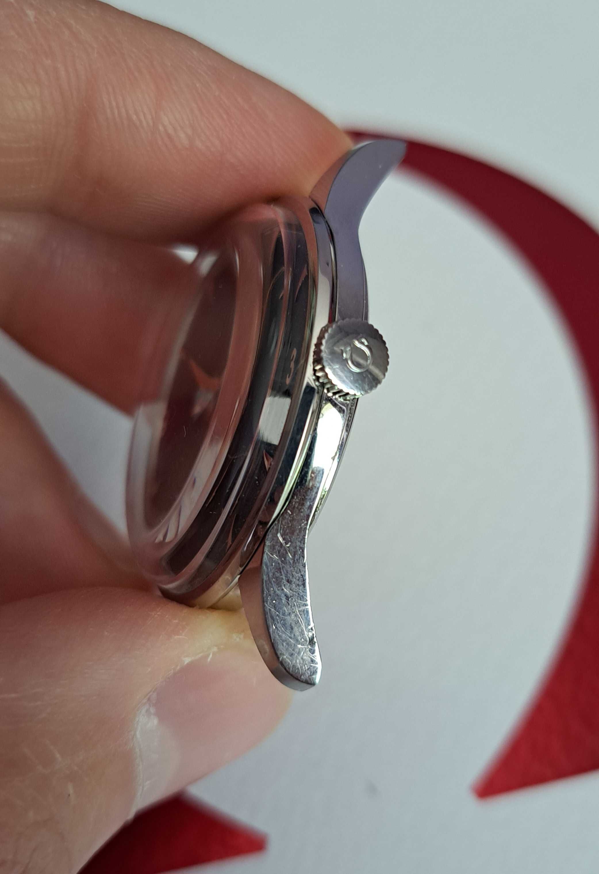 Omega Ref. 2800-3 P Cal. 266 z 1952