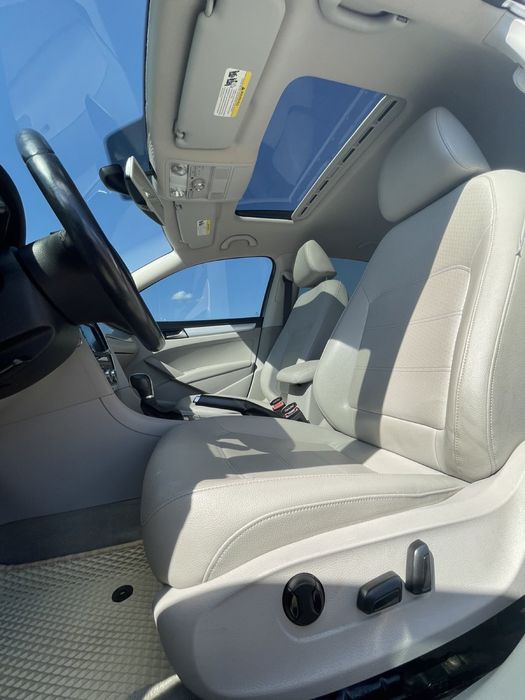 Volkswagen Passat B7 SE 2.0 дизель 2012 рік. USA. 160 пробіг. Власник