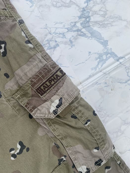 Alpha Industries карго шорти 10/10 33розмір