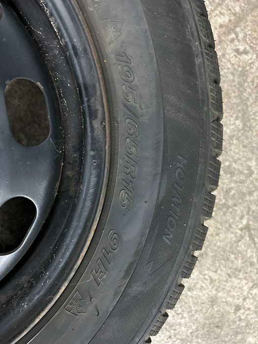 Koła zimowe 15'' 5x100 z oponami 195/65 R15 (seat)