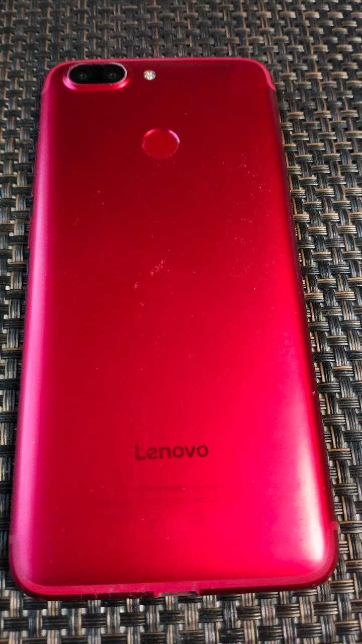 Продається смартфон Lenovo S5 4/64 GB (Ruby Red)
