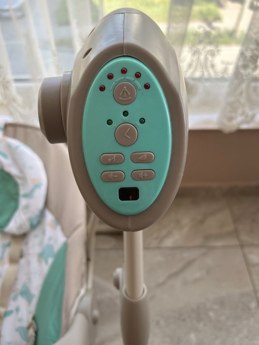 Крісло-гойдалка Carrello