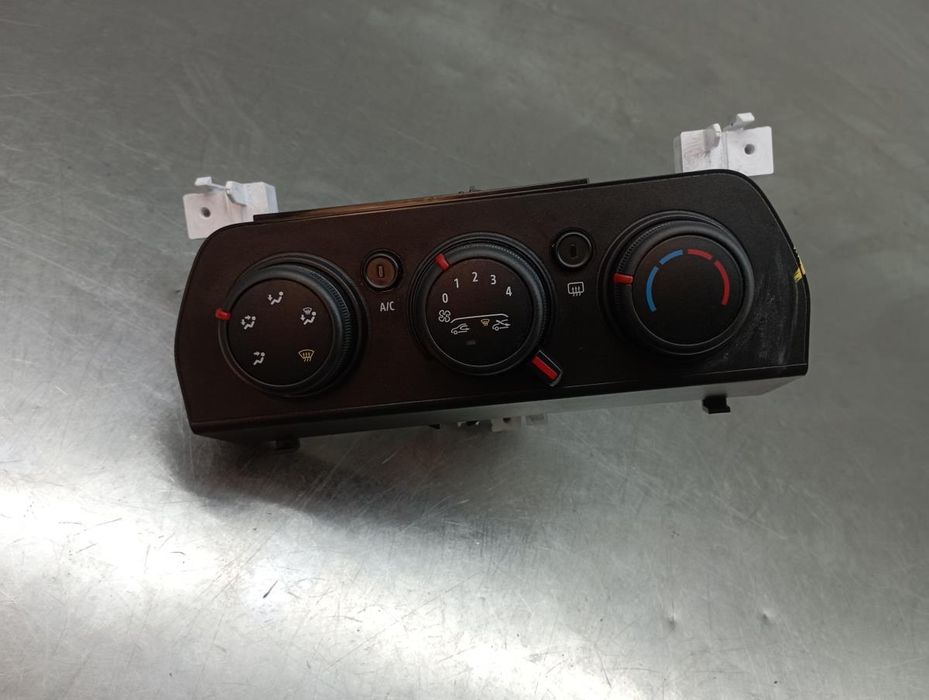 Comando chauffage / sofagem DACIA Sandero III