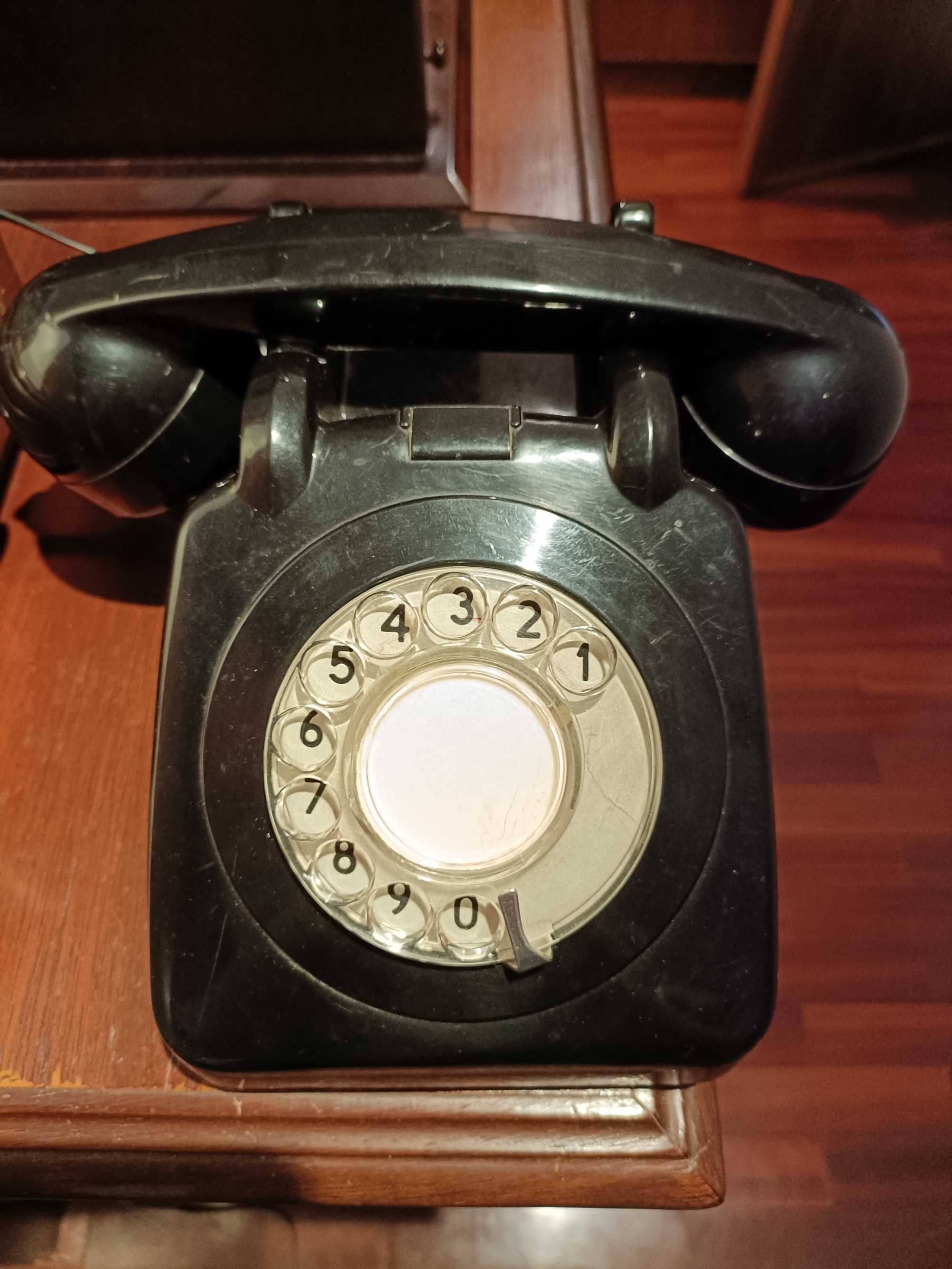 Vendo telefone antigo