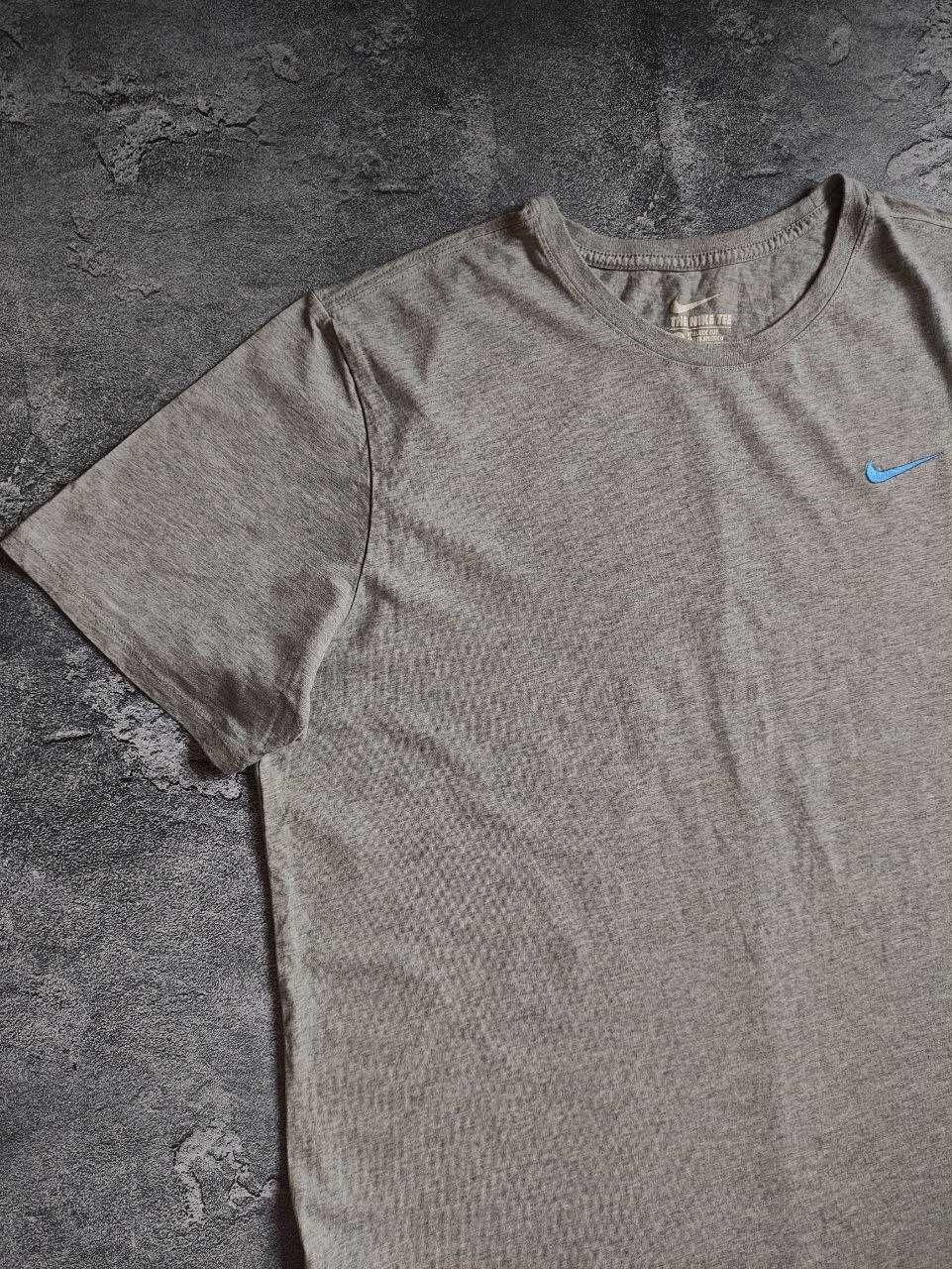 Футболка Nike оригінал. Розмір XL
