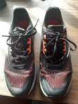 Tenis adidas terrex