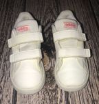Демисезонные кроссовки Adidas для девочки , размер 28 (17 см)