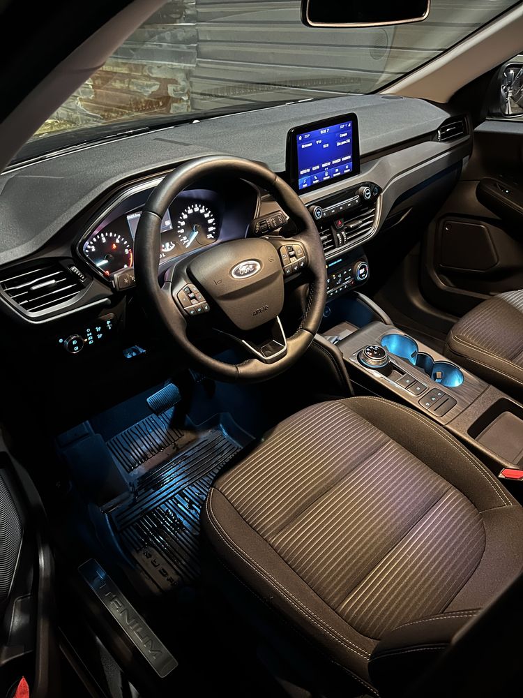 Ford Kuga 2020 официал, на гарантии, один владелец.
