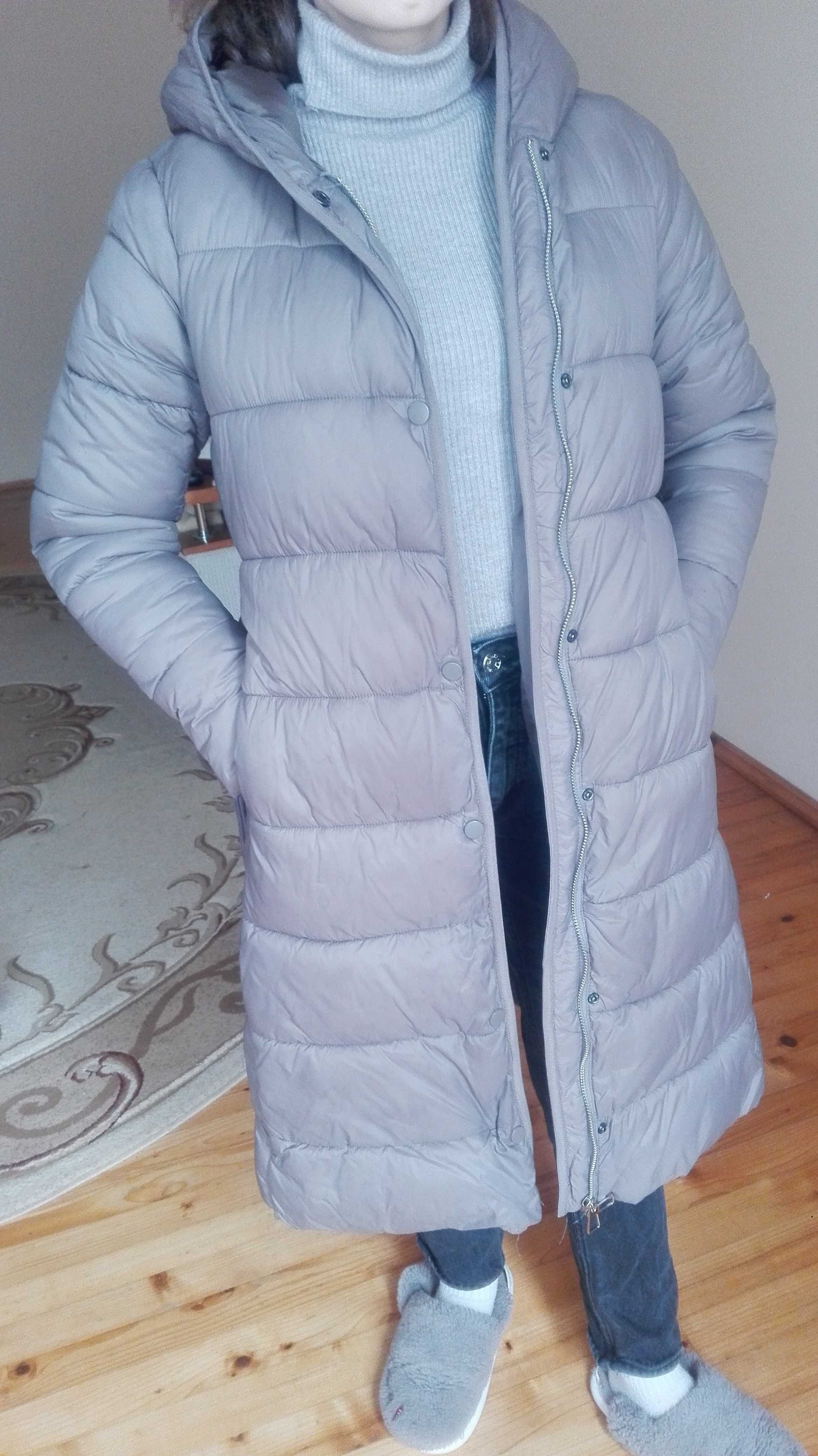 Пальто з каптуром від sinsey