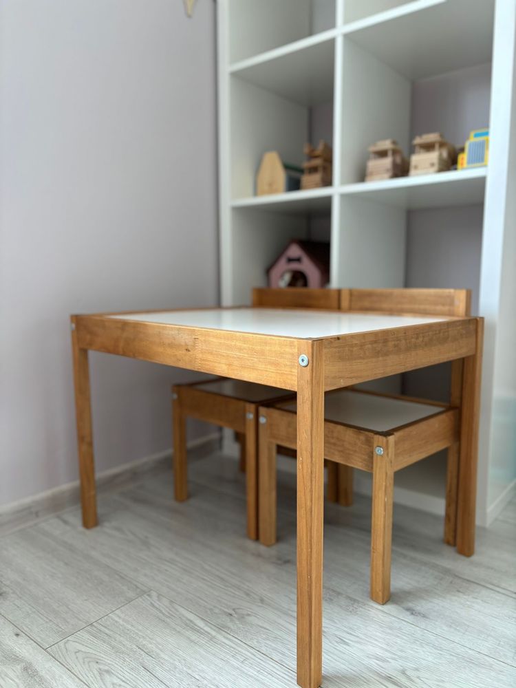 Drewniany stoliczek ikea LATT dla dzieci krzeslo