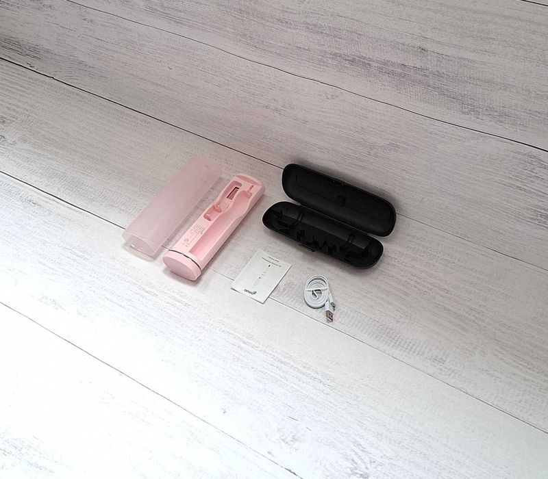 Etui x2 OMEO +365 Classic Black UV Sanitizer PINK szczoteczka soniczna