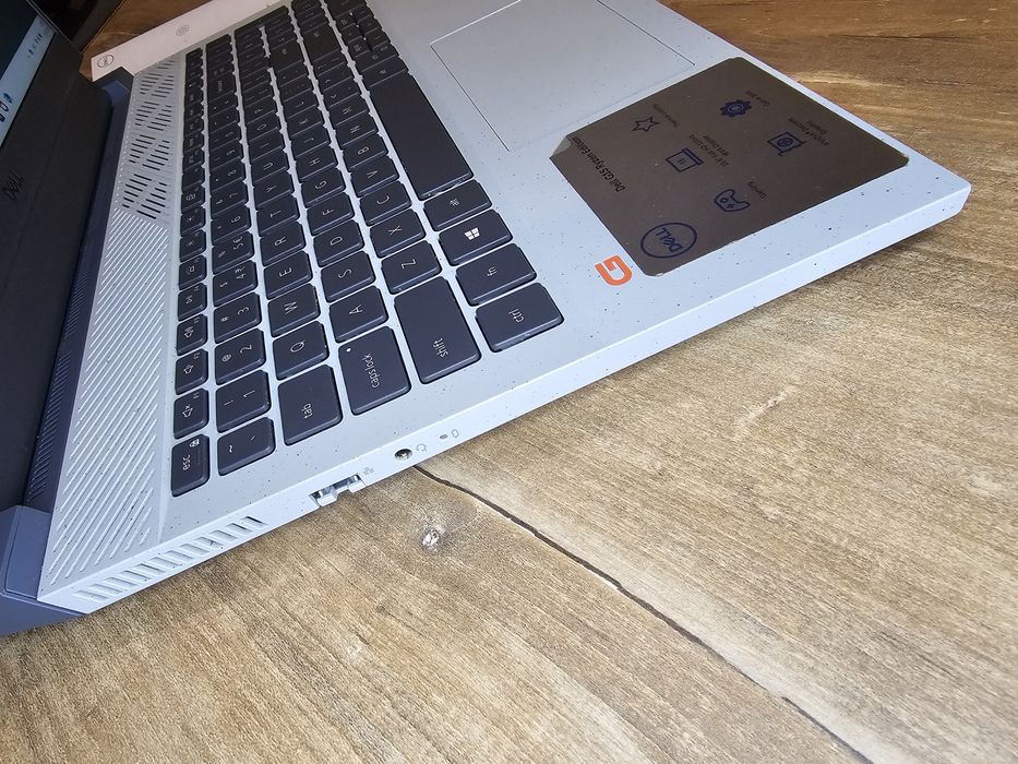 RTX 3050 80w Dell G15 r5 16/512gb 15.6FHD 120Hz