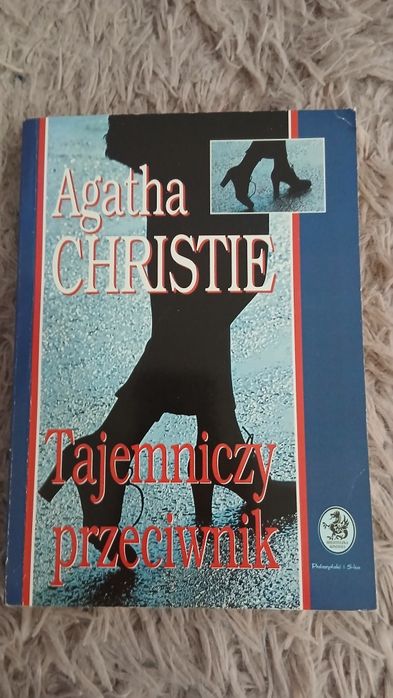Agatha Christe - Tajemniczy przeciwnik