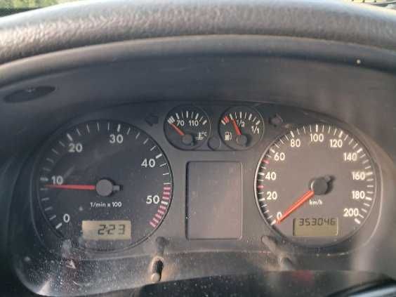 Sprzedam czerwony Seat