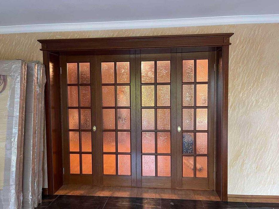 Розсувні та розпашні двері Італія