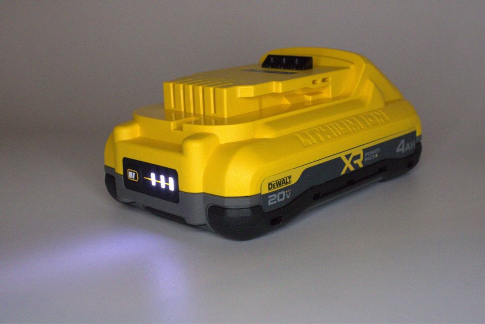 Акумулятор Dewalt PowerPack XR 18v/20v Tabless 4Ah (4000mah)