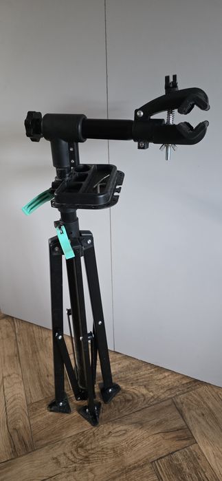 Rowerowy stojak serwisowy