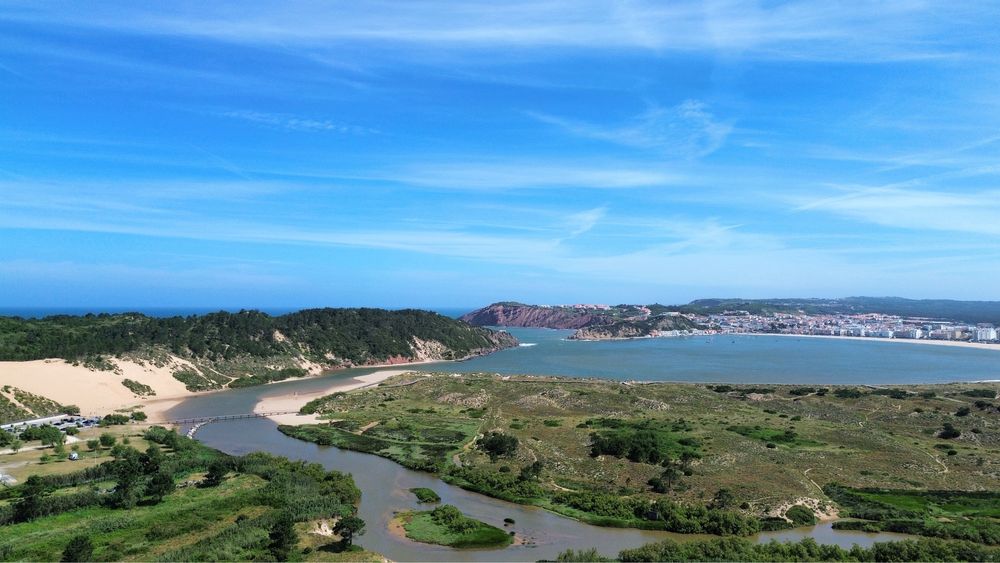 Terreno com projero aprovado em Salir do Porto