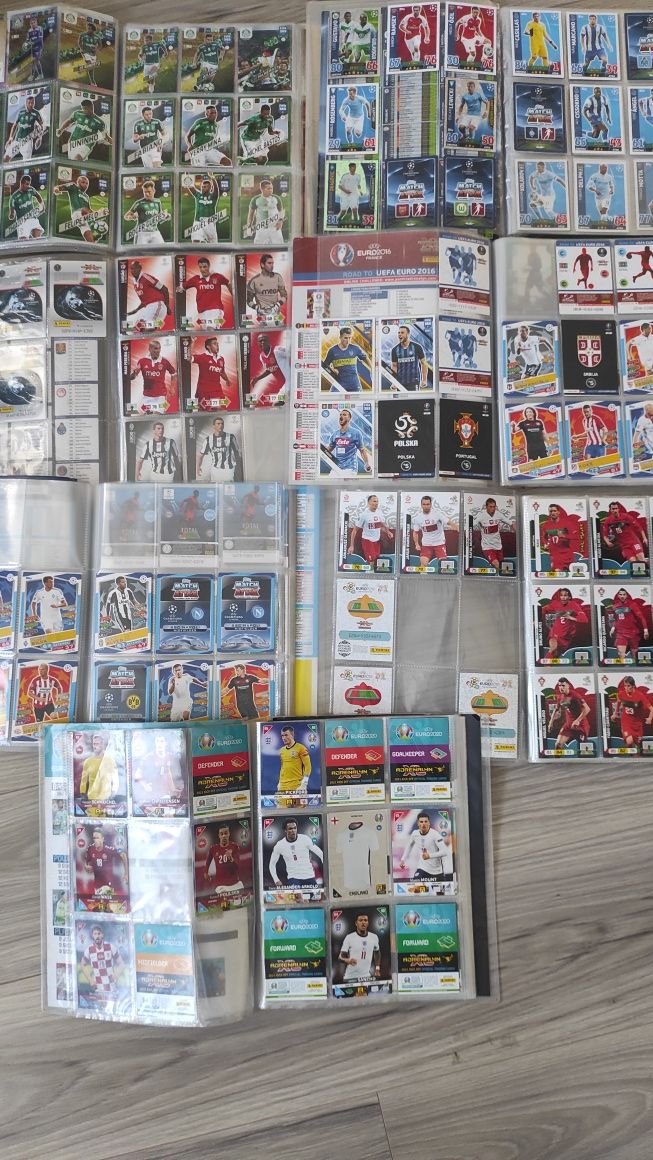 9 albumów panini ponad 1000 kart kolekcjonerskich