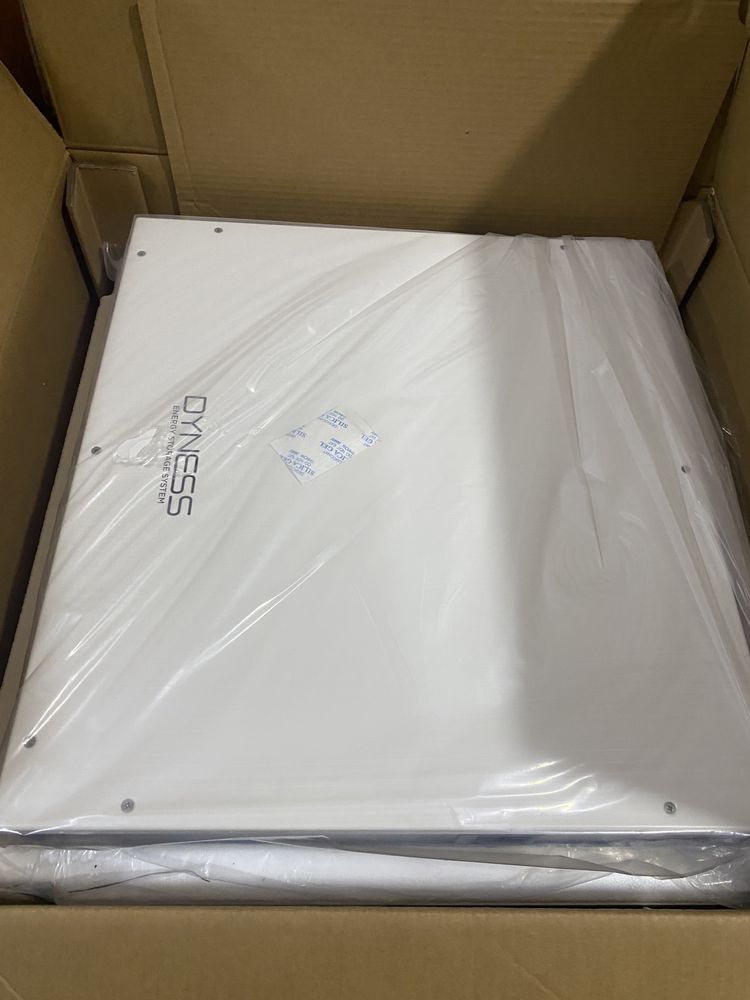 Аккумуляторная батарея Dyness BX51100 5,12 kw