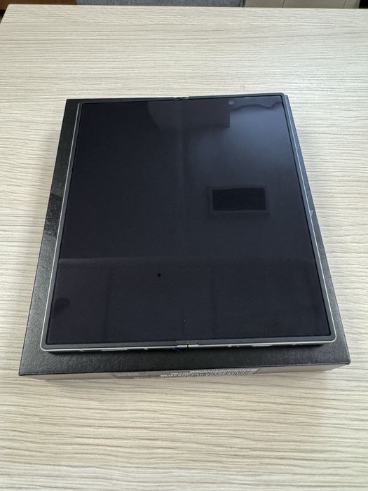 Samsung Galaxy Z Fold 6