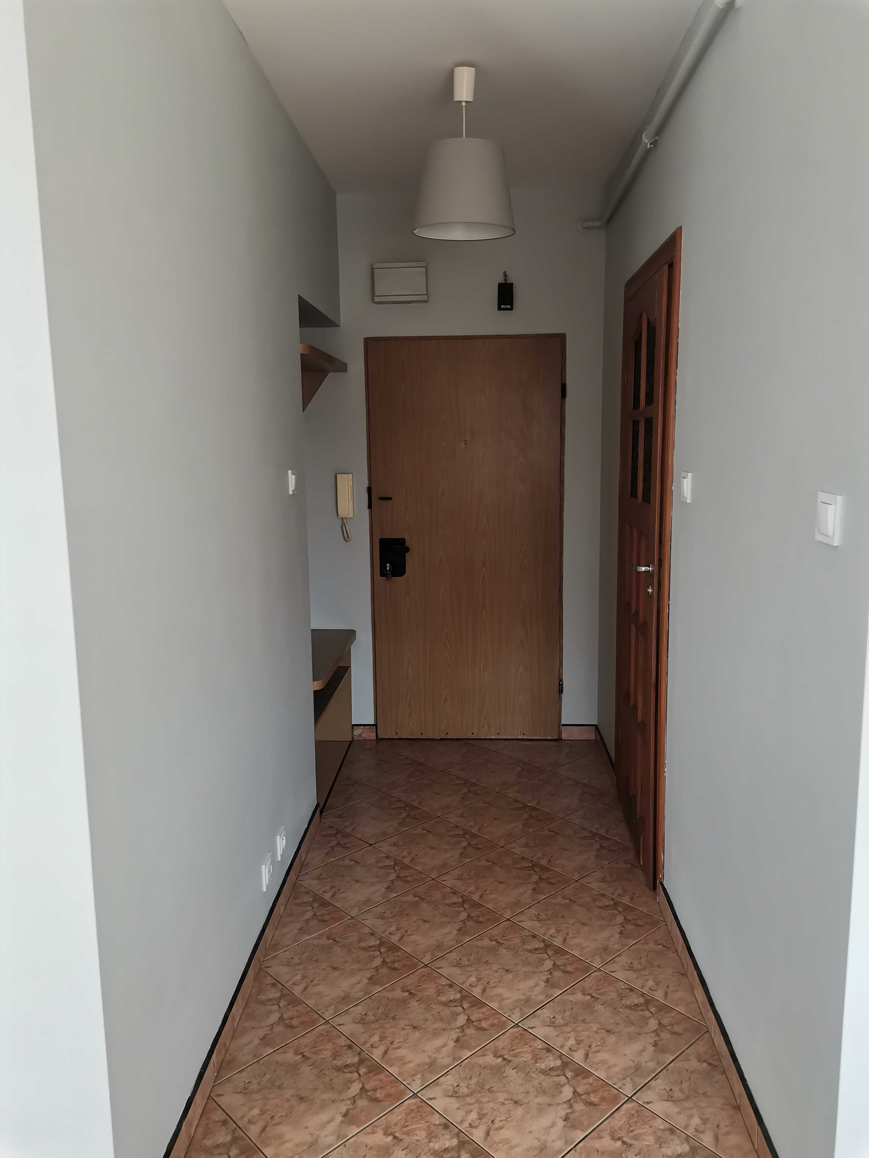 Przestronna, jasna i tania w utrzymaniu kawalerka do wynajęcia 36m2