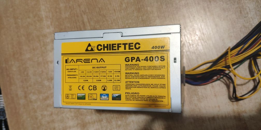 Блок живлення (6+2) Chieftec iARENA GPA-400S
