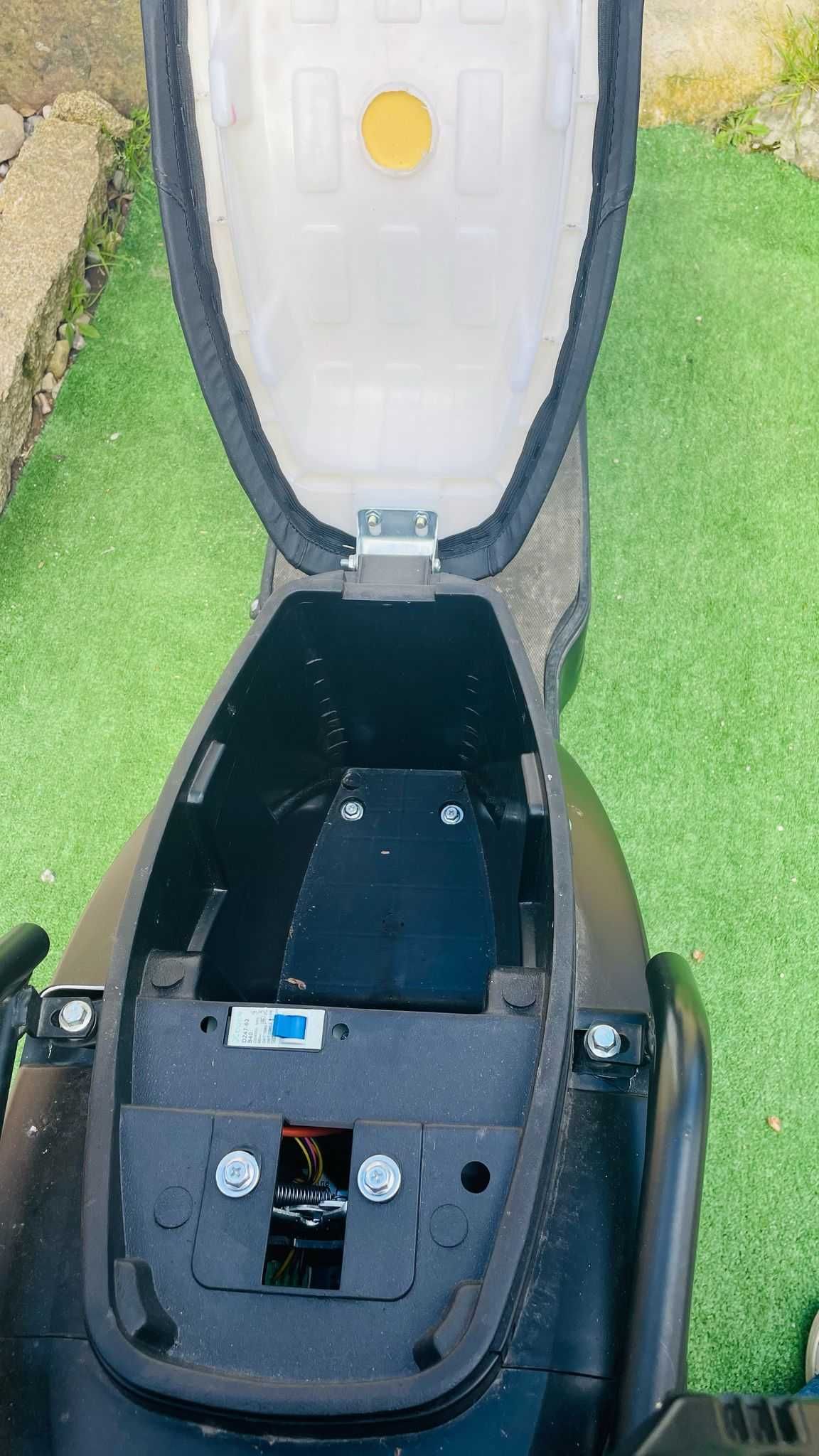 Scooter Eletrica Neovolt Runner 750W