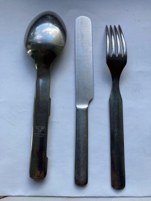 Столовий набір армії Швеції