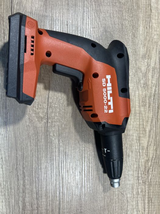 Шуруповерт по гіпсокартону hilti