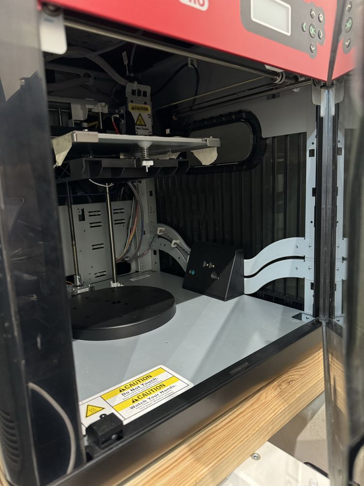 Impressora 3D xyz da vinci pro 3 em 1