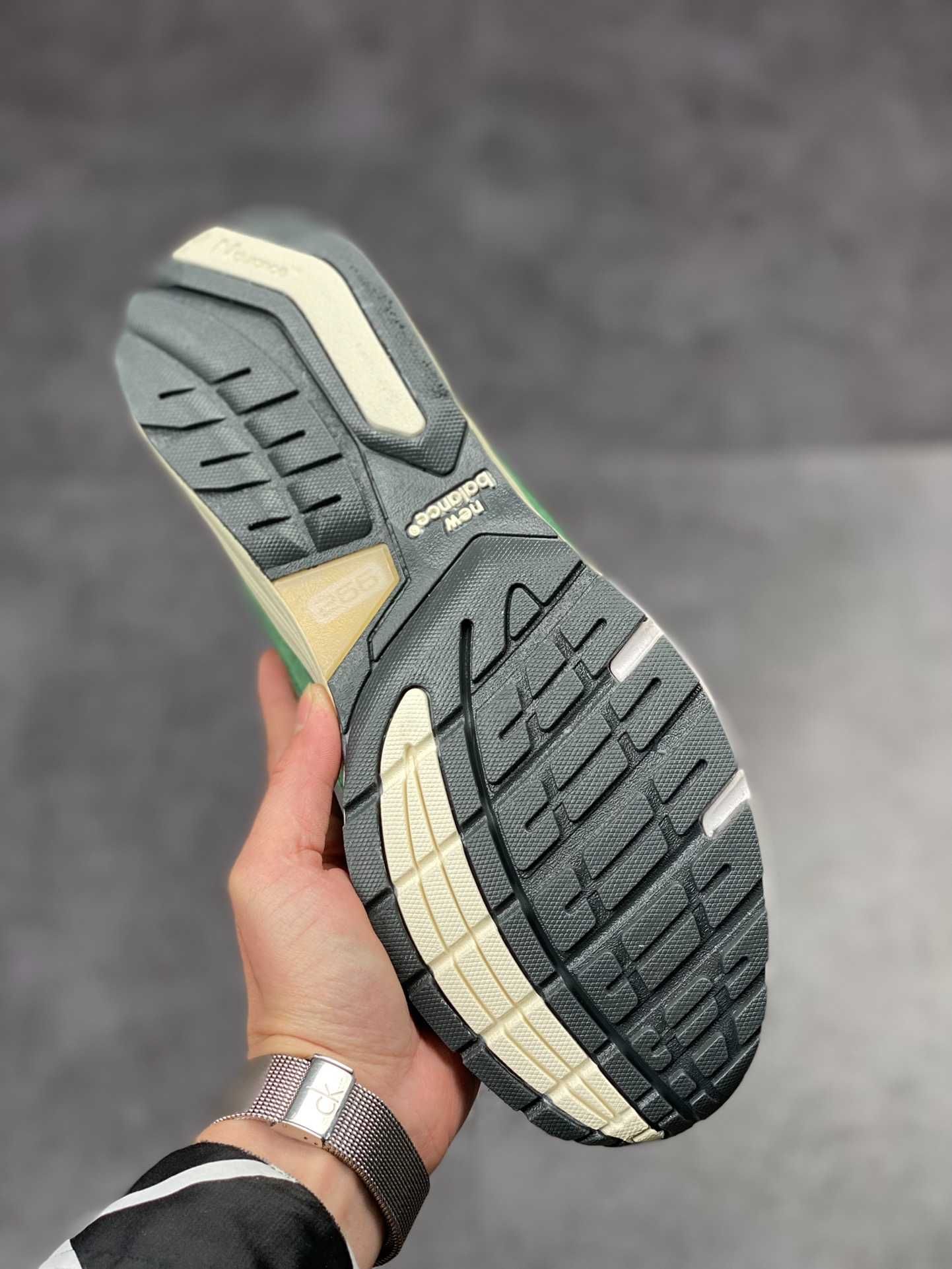 New Balance Retro style pure original batch M992JJ