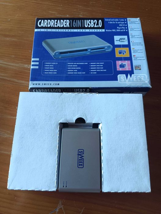 Leitor Cartões memória 16 em 1  Sweex