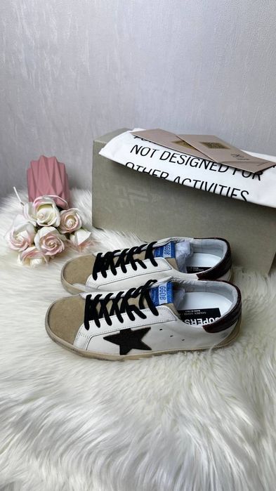 Нові кеди голден гусс