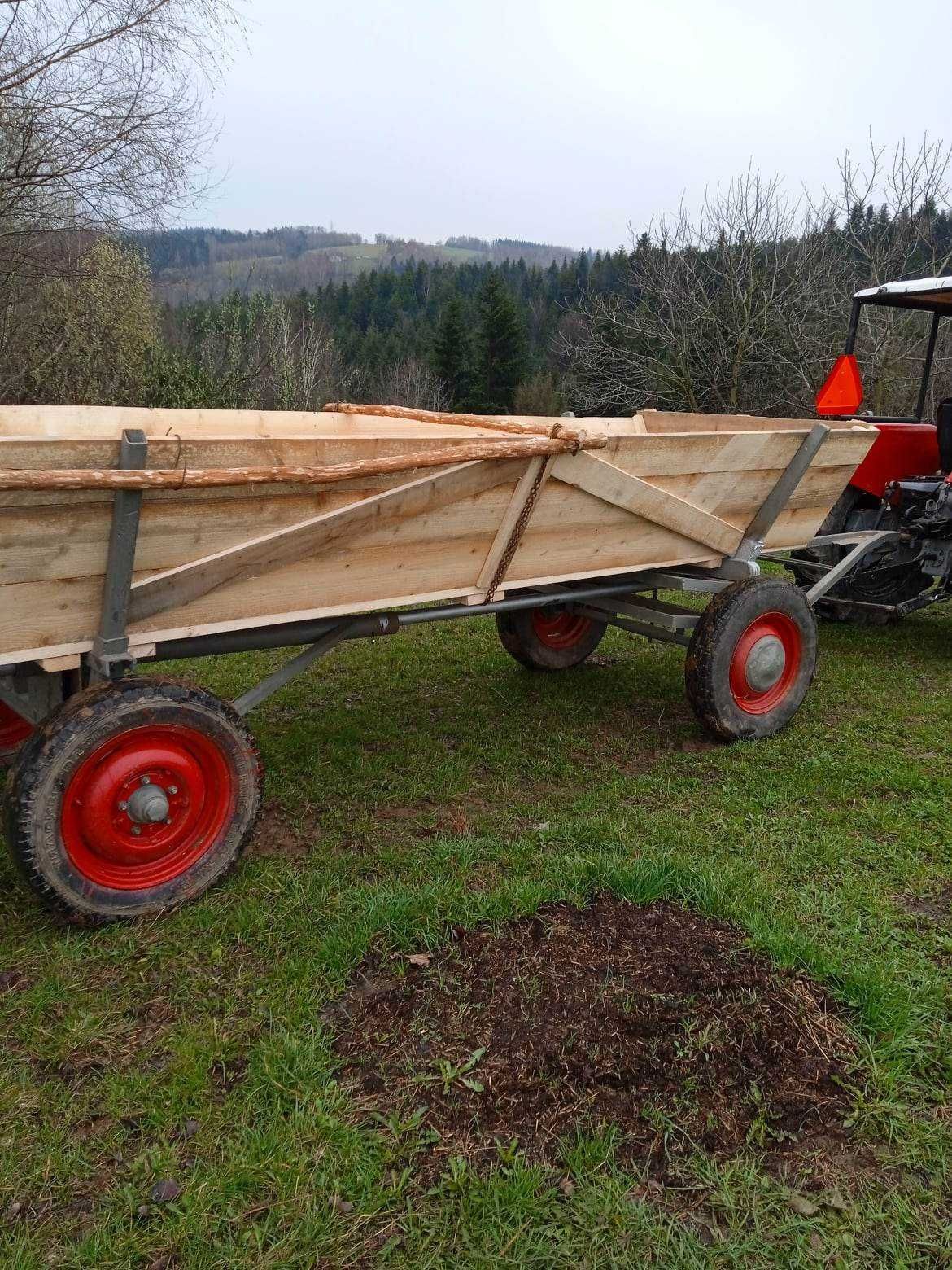 Sprzedam wóz ciągnikowy z paką