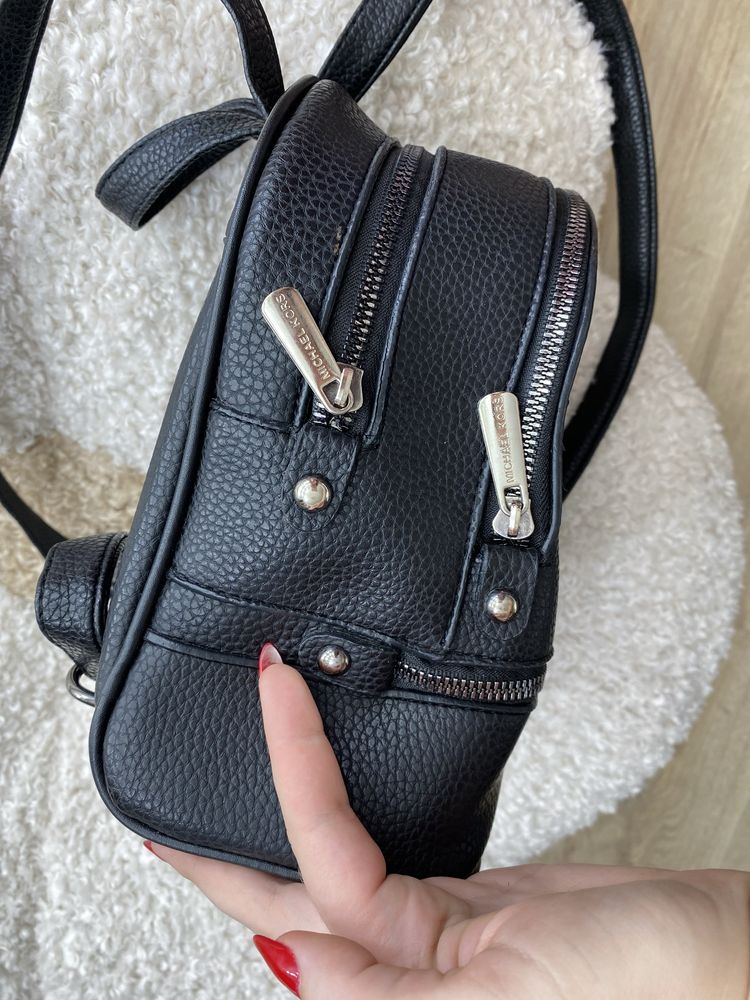Michael Kors czarny mały plecak eco skóra