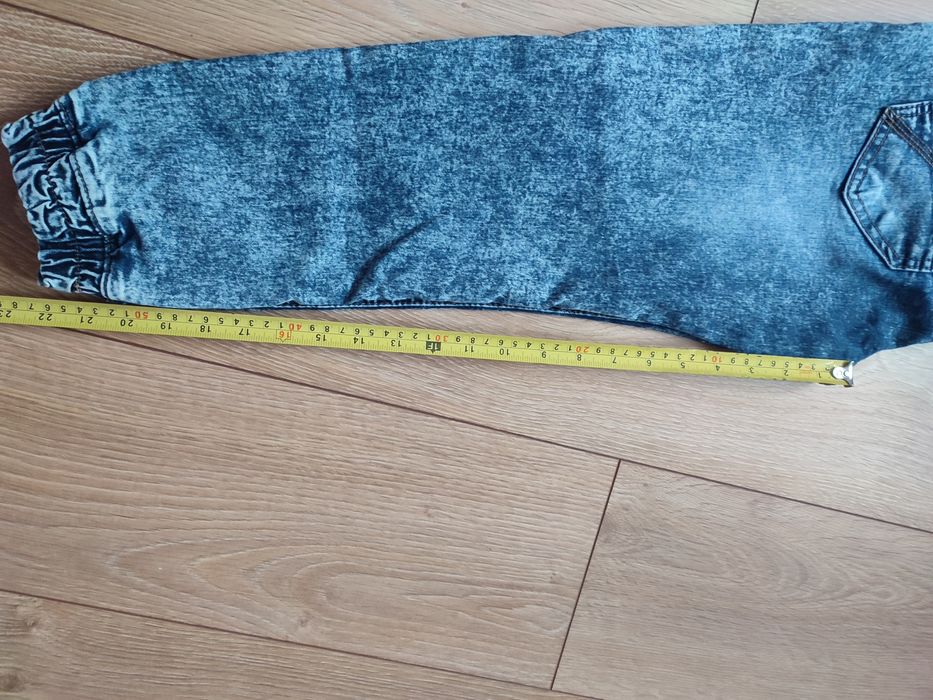 Spodnie chłopięce 146