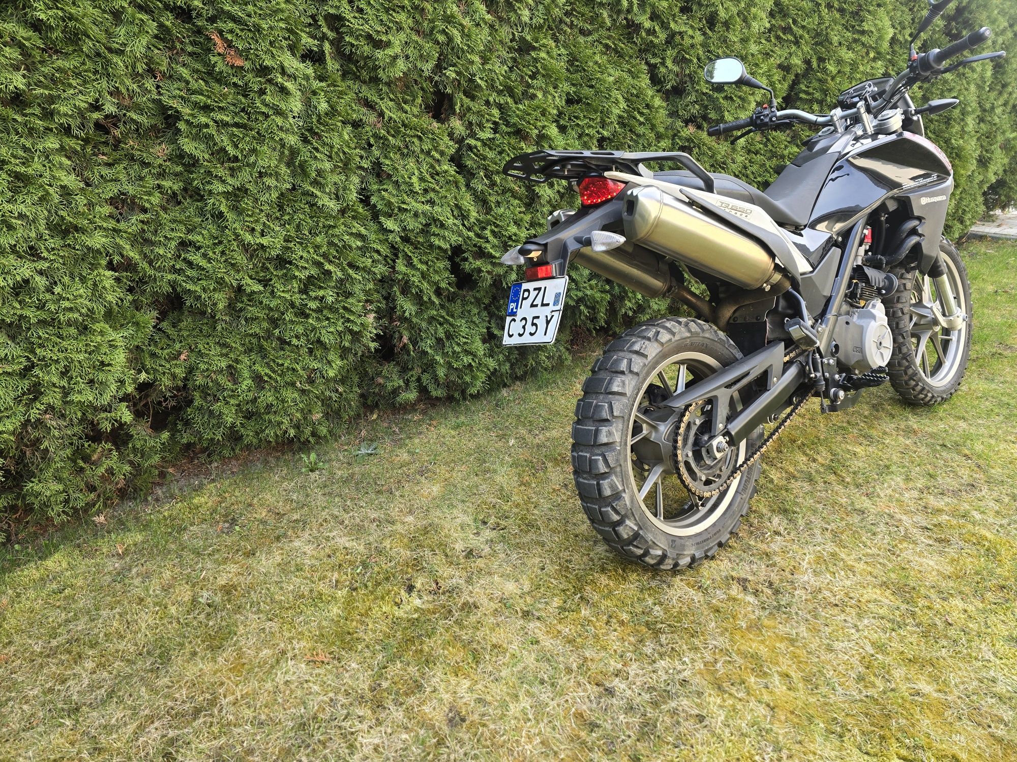 Husqvarna 650, 2013r. stan bdb na kat. A2