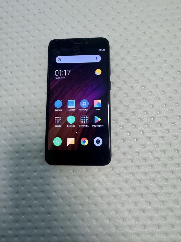 Б/у мобільний телефон Xiaomi 4x 2+16