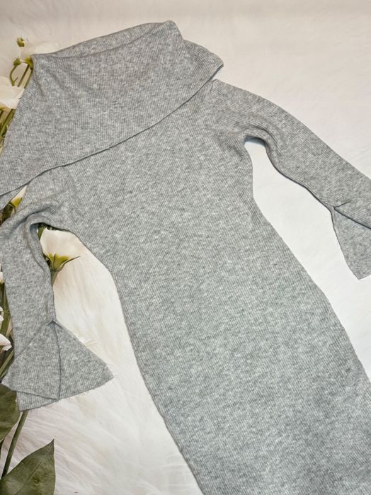 Неперевершена тепла сукня М-L. Платье