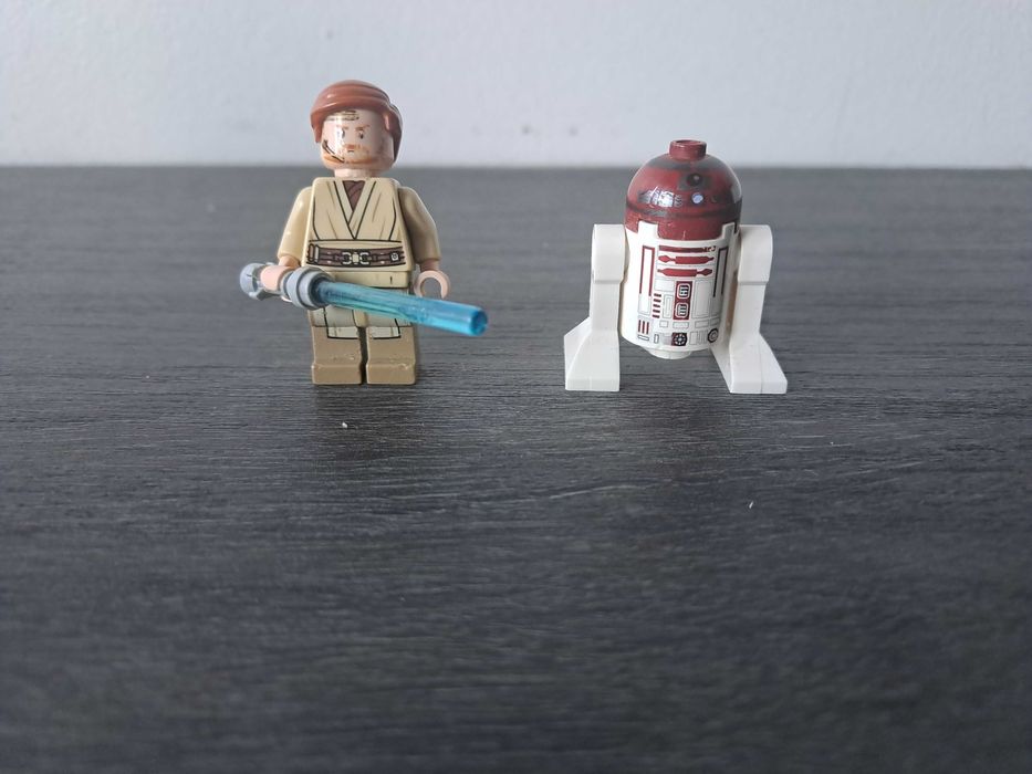 Lego Star Wars Obi-Wan's Jedi Interceptor 75135